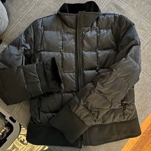 Via Spiga Quilted Down Jacket. Puffer. Side zip pockets, Stand collar